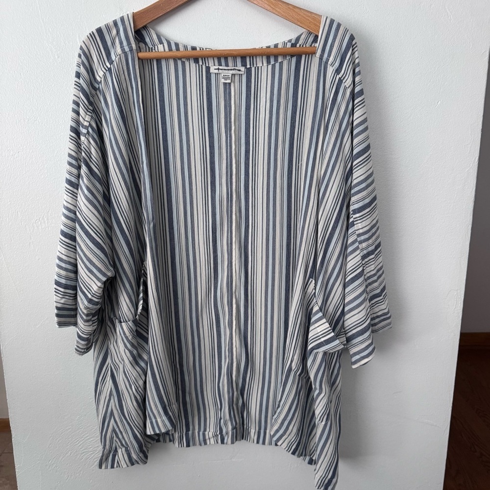 American Eagle blue striped open poly blend cardigan Size Small